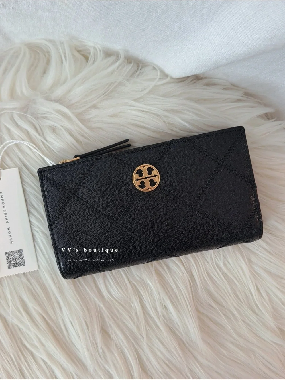 NWT Tory Burch Willa Medium Wallet Quilted Leather Black Gold 168721